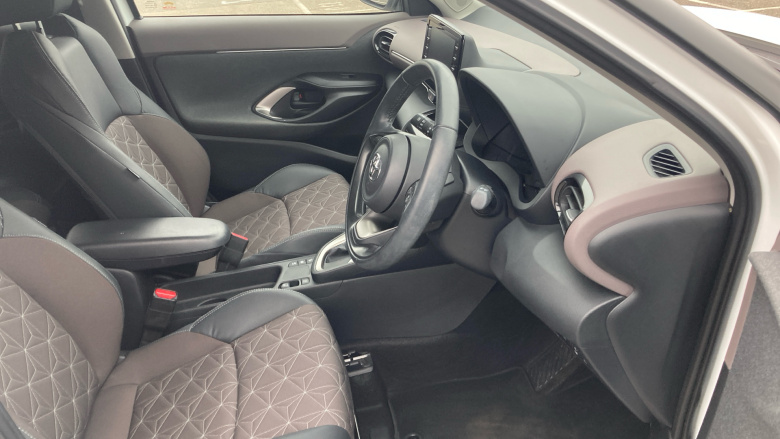 Toyota Yaris Cross 1.5 Hybrid Excel 5dr CVT Hybrid Estate